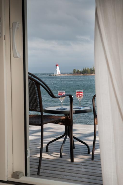 Dunlop Inn Baddeck Inlet Exteriör bild