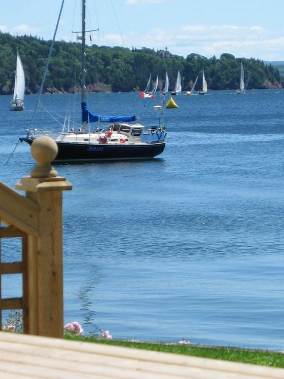 Dunlop Inn Baddeck Inlet Exteriör bild
